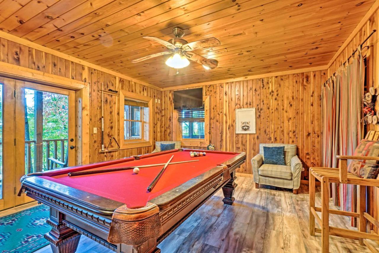 Grin N Bear It Cabin With Hot Tub And Fire Pit! Пиджен-Фордж Экстерьер фото